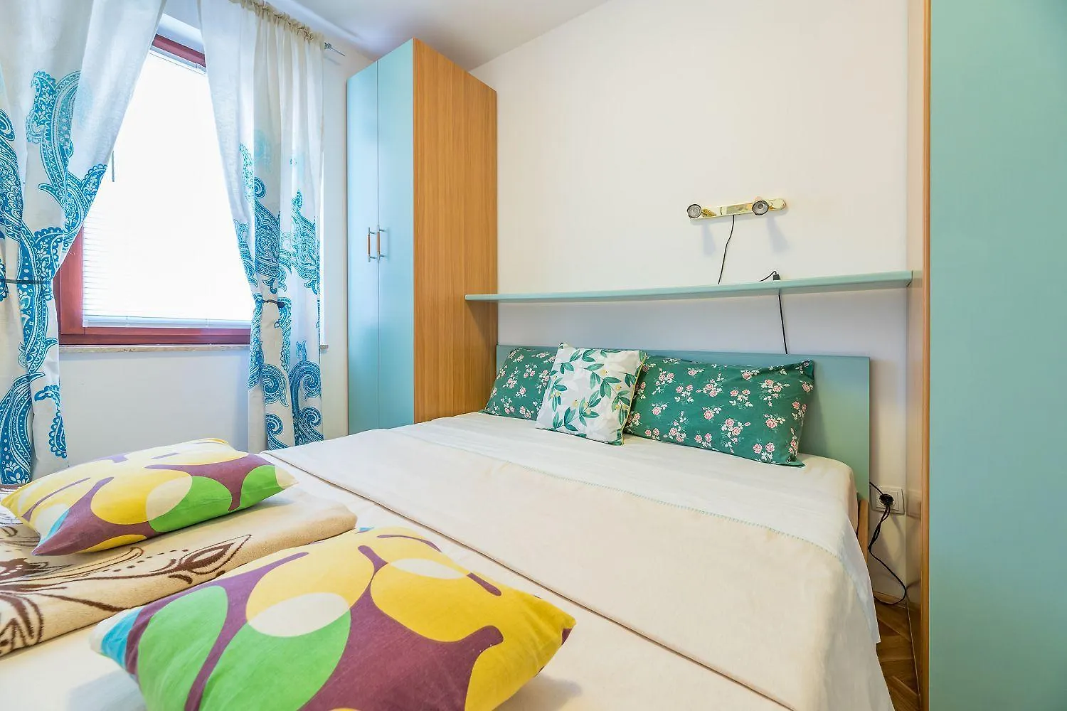 Apartment 300 Meter Zum Strand Mit Wlan, Klima Baska